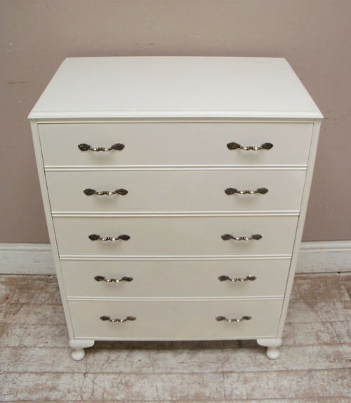vintage chest of drawers